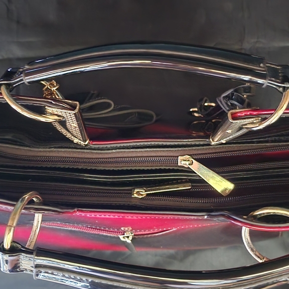 Amy & Joey Handbag - Picture 3 of 9